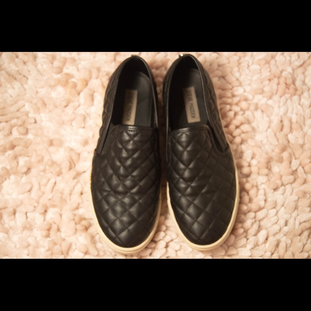 Steve Madden slides